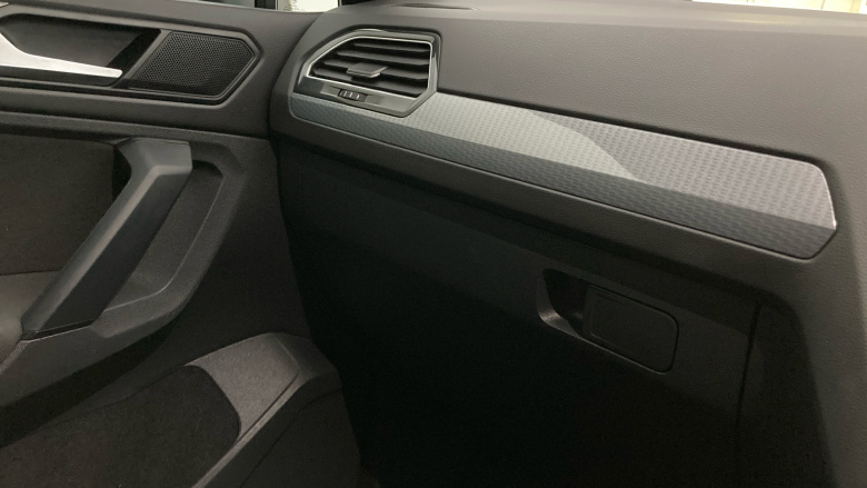 Volkswagen Tiguan 1.5 TSI 150 Life 5dr DSG Petrol Estate